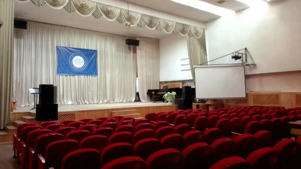 Концертный зал ЯМК им М.Н. Жиркова, Кирова 23 А